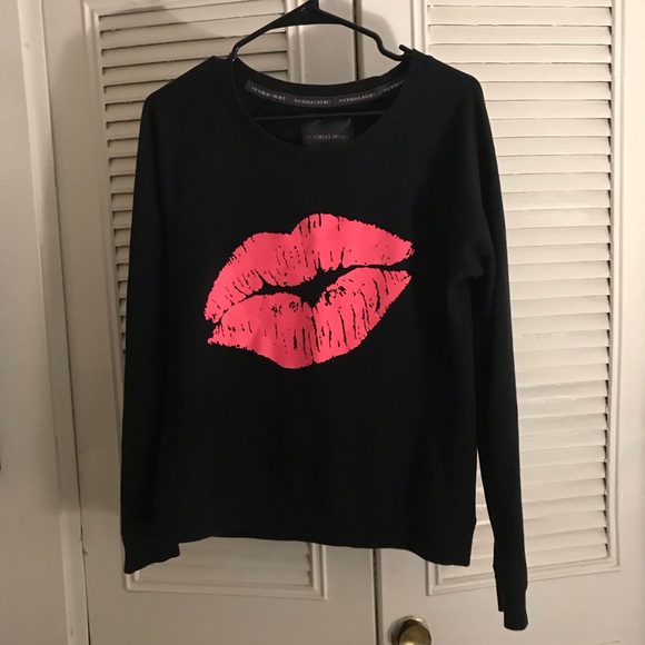 Victoria's Secret Sweaters - 🌷Victoria’s Secret Sweater